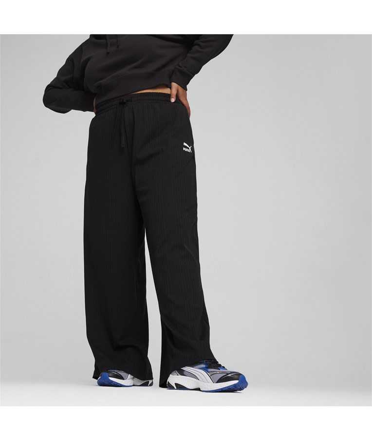 Ženske športne hlače PUMA CLASSICS Ribbed Relaxed Pants