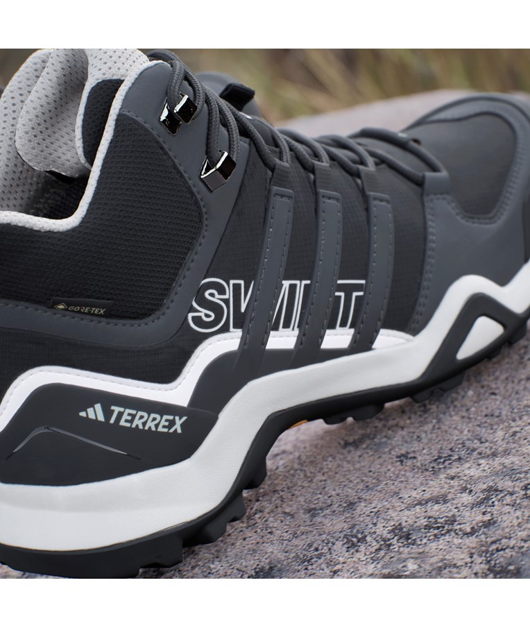 Ženski pohodni čevlji ADIDAS TERREX SWIFT R2 MID GTX W